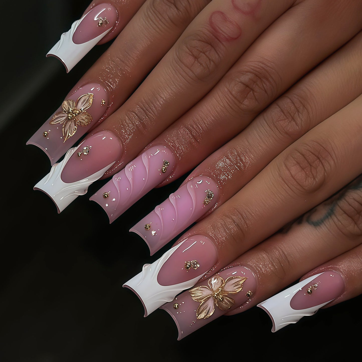 Elegant Floral Nail Art Press-On Set Acalora