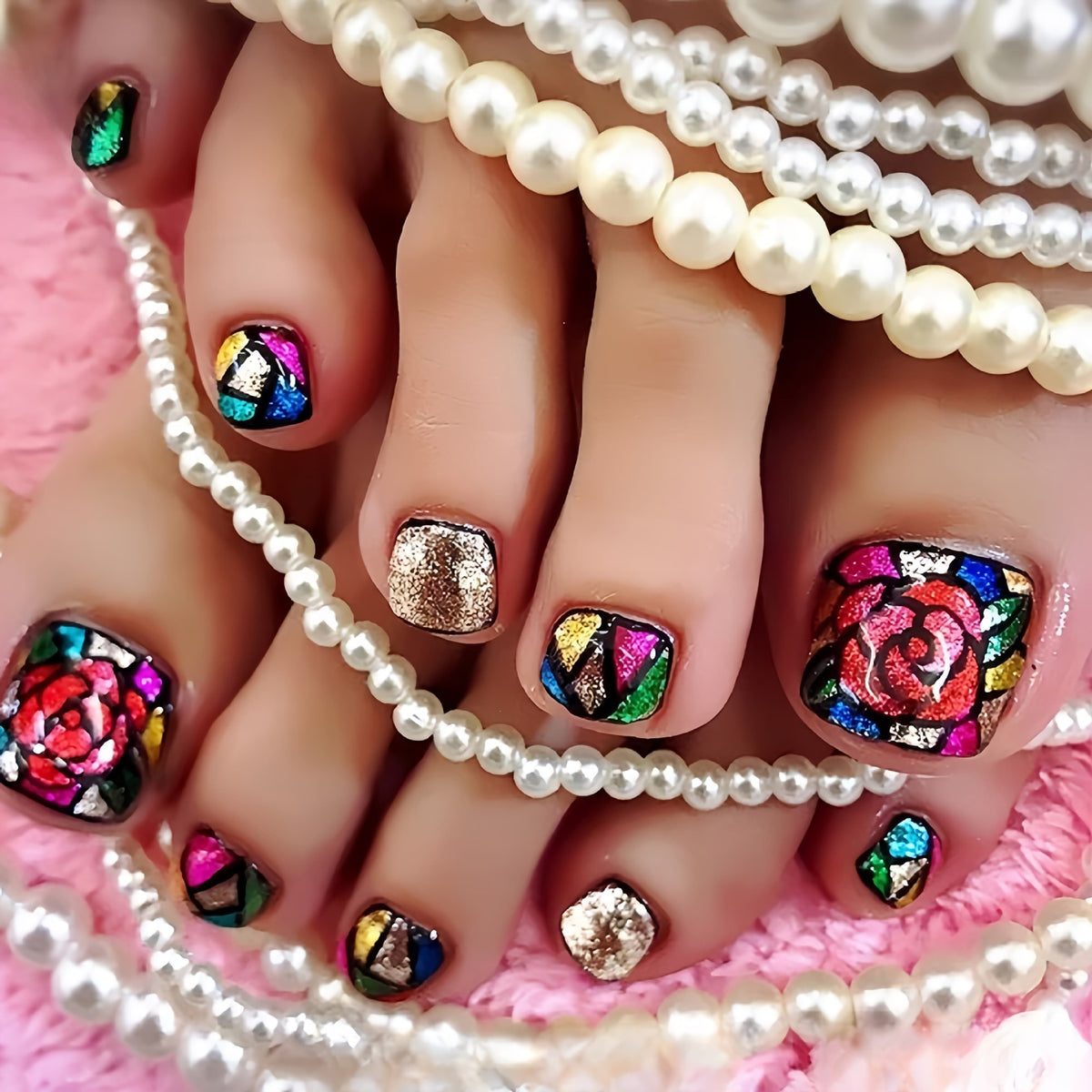 Artificial nails for elegant foot care Acalora