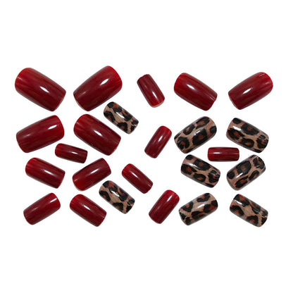 Nail polish with animal design Acalora