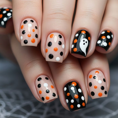 Nail art set with Halloween motif and playful design Acalora