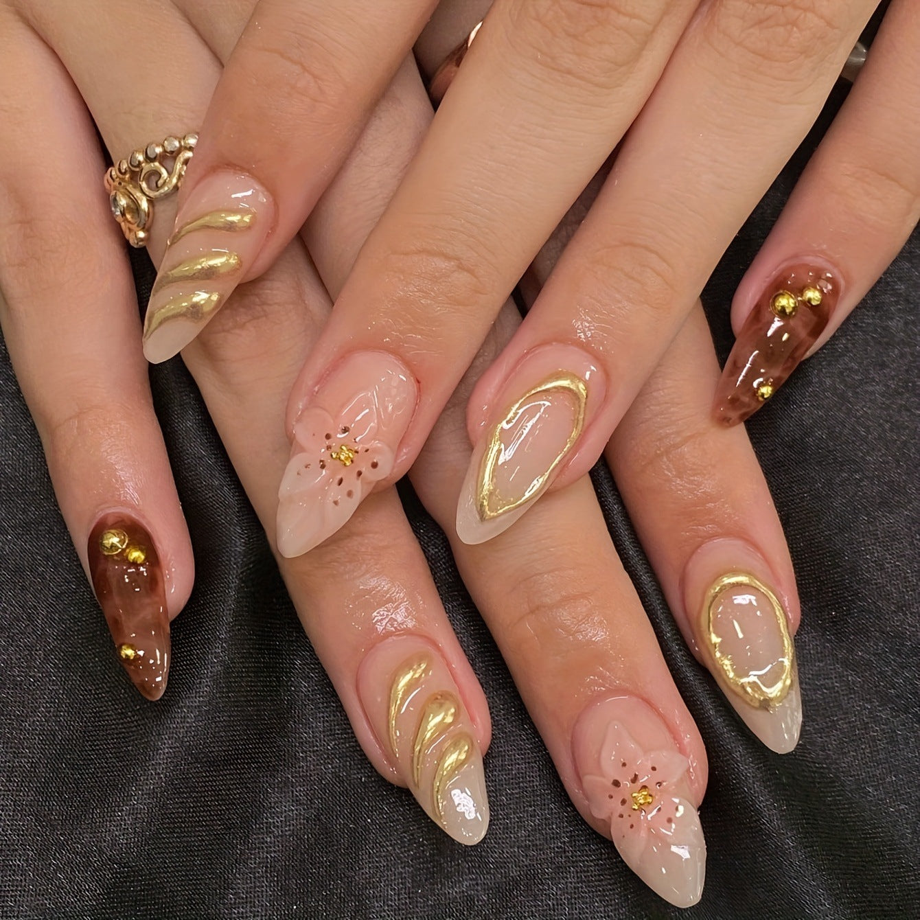 Exquisite 3D Floral Design Nail Set Acalora