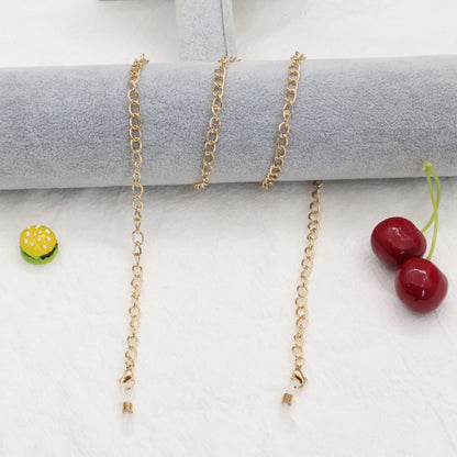 Modern Chain Eyewear Holder Acalora