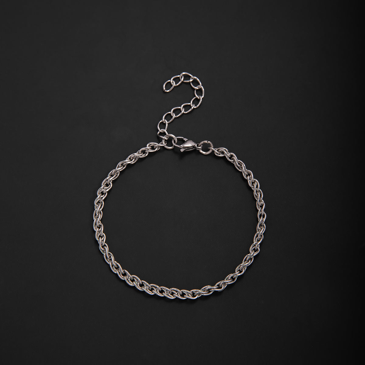 Interlaced Metal Link Bracelet Acalora