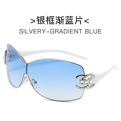 Women's fashion sunglasses with extravagant design and sparkling accents Bowlift