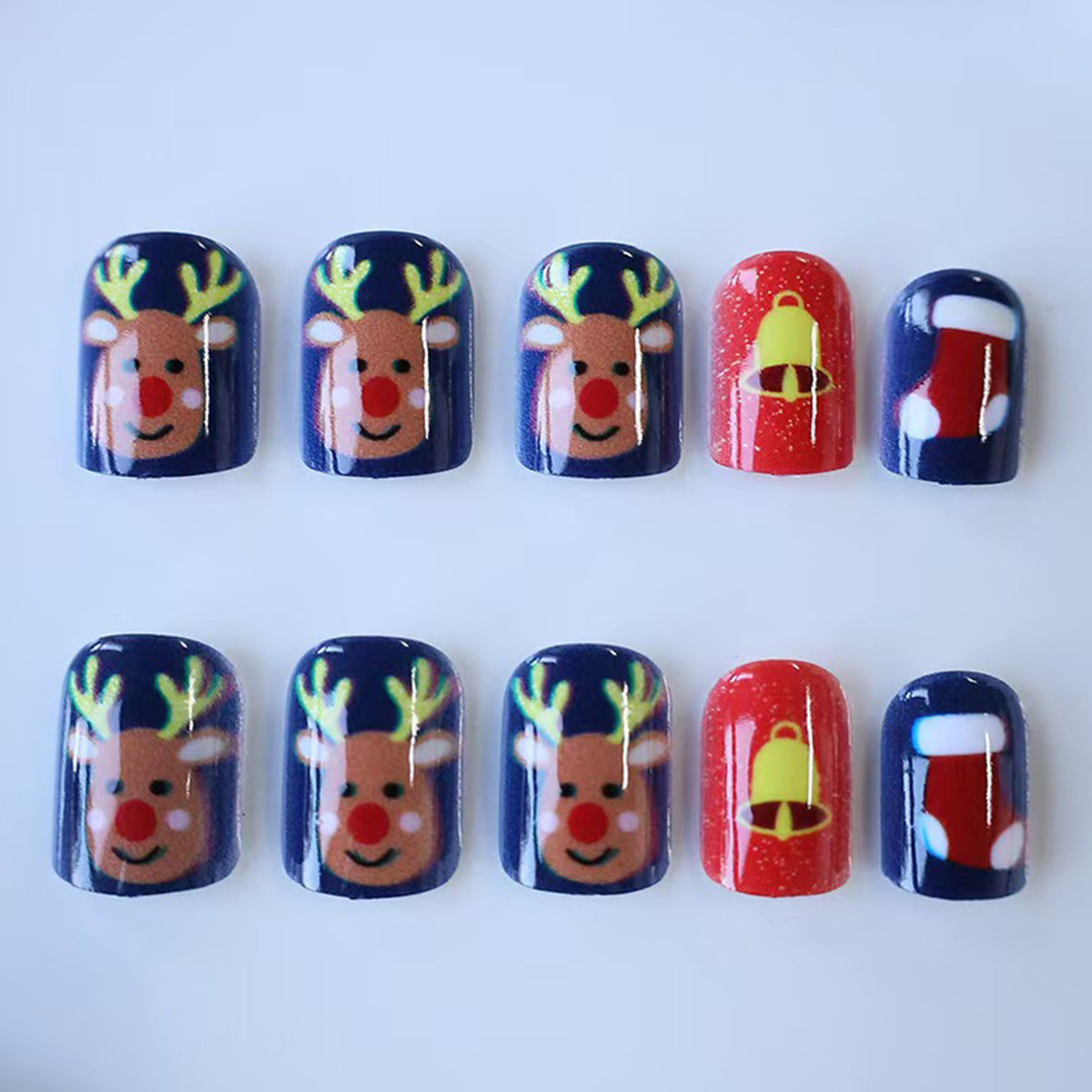Festive artificial nails with Christmas motifs Acalora