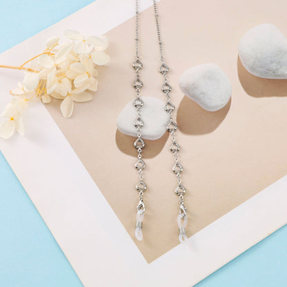 Heart-Shaped Eyewear Chain Acalora