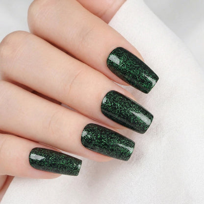 Shiny artificial nails with sparkling accents Acalora