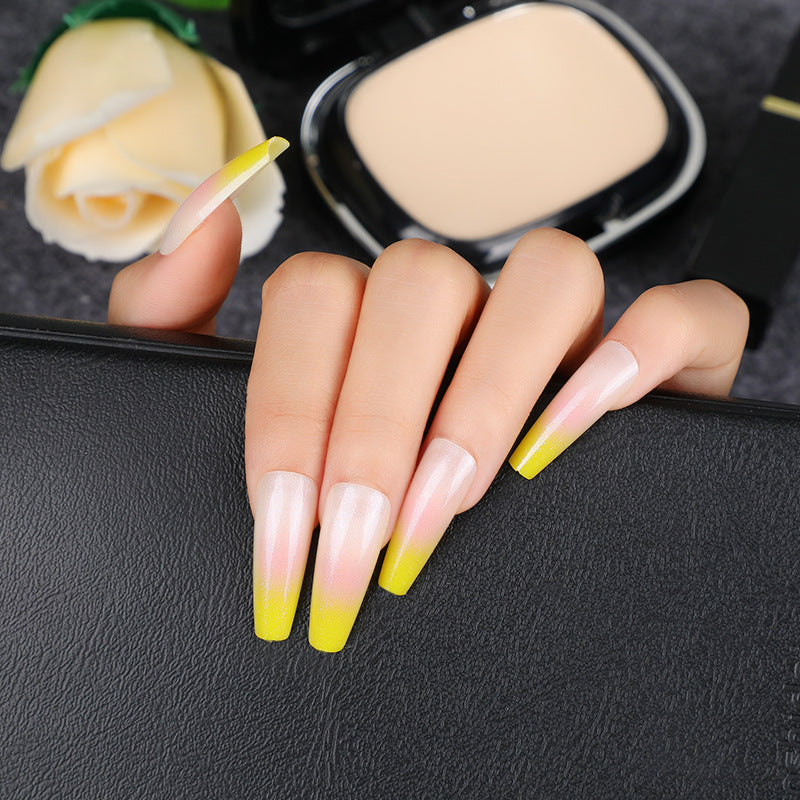 Glamorous artificial nails with gradient Acalora