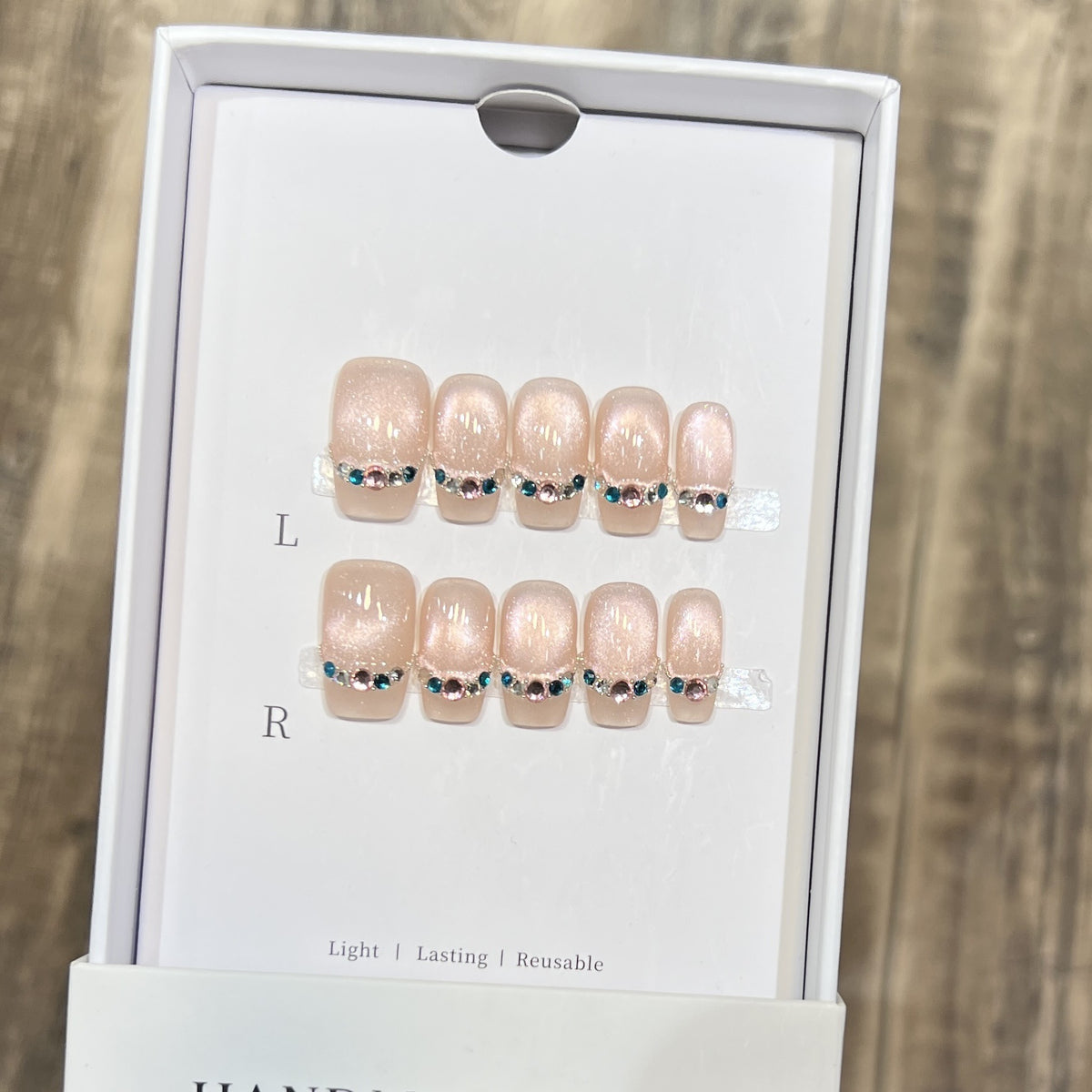 Elegant Reusable Press-On Nail Set with Rhinestone Accents Acalora