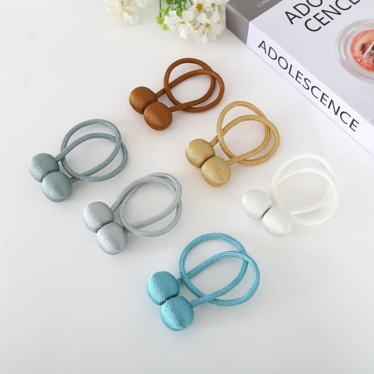 Decorative curtain tieback Acalora
