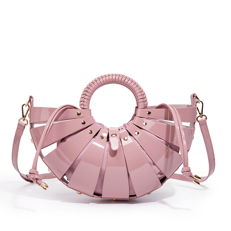 Elegant Fan-Shaped Handbag Acalora