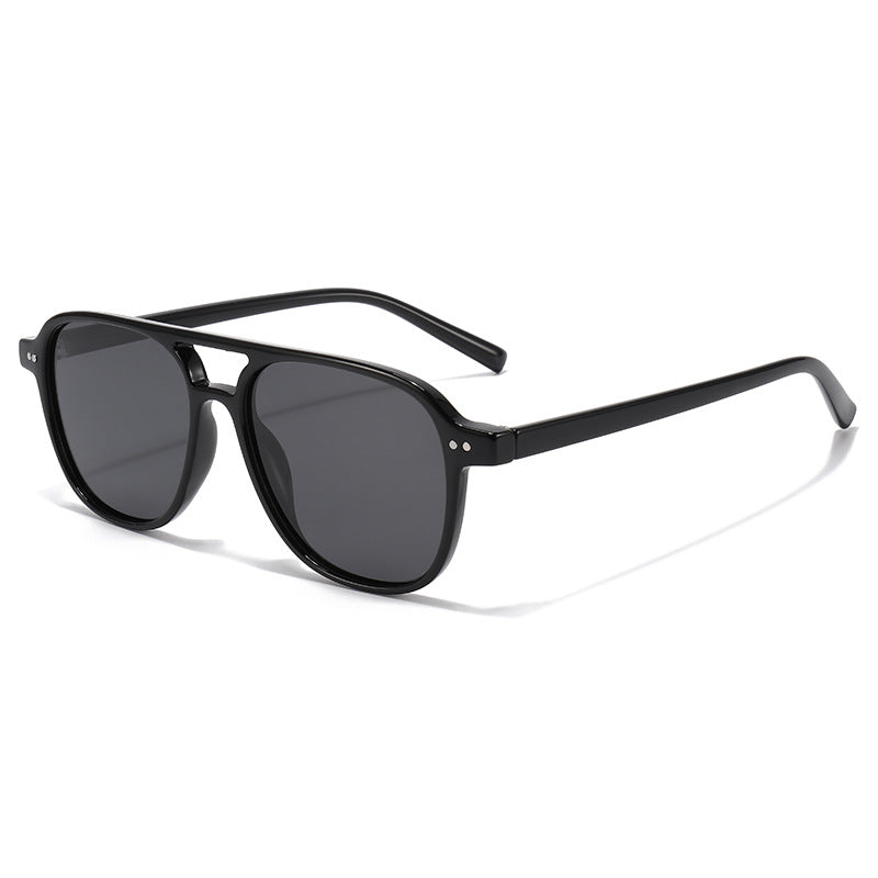 Women's designer sunglasses with fashionable tortoiseshell frame and UV protection Karnz