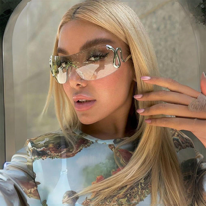 Women's Fashion Oversized Sunglasses with Innovative Metal Frame and Unique Design Bowlift