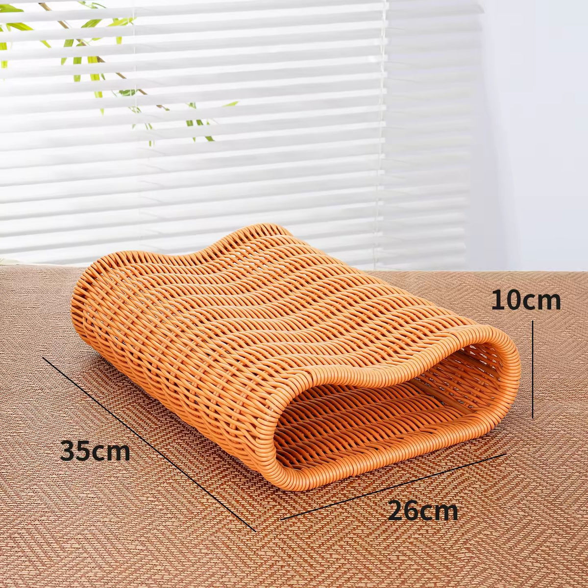 Decorative Woven Acalora