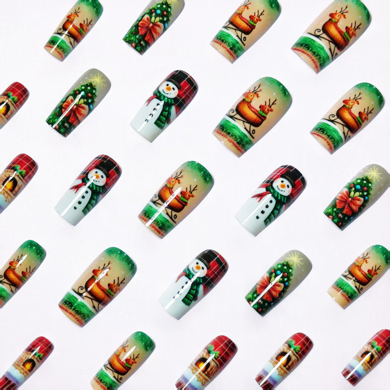 Holiday-Themed Nail Art Design Acalora