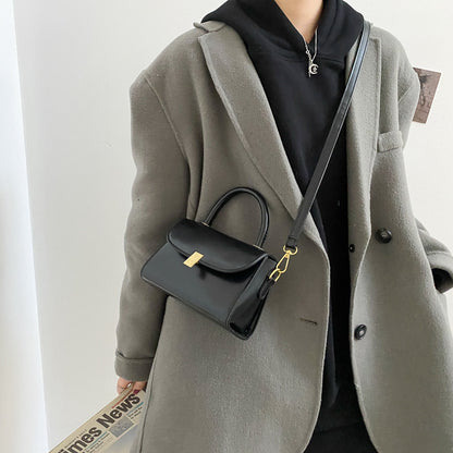 Sophisticated Structured Handbag Acalora