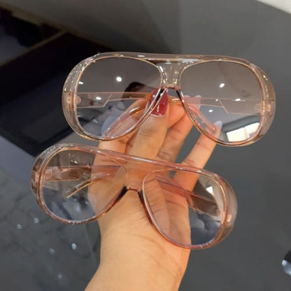 Women's sporty sunglasses in a futuristic design Karnz