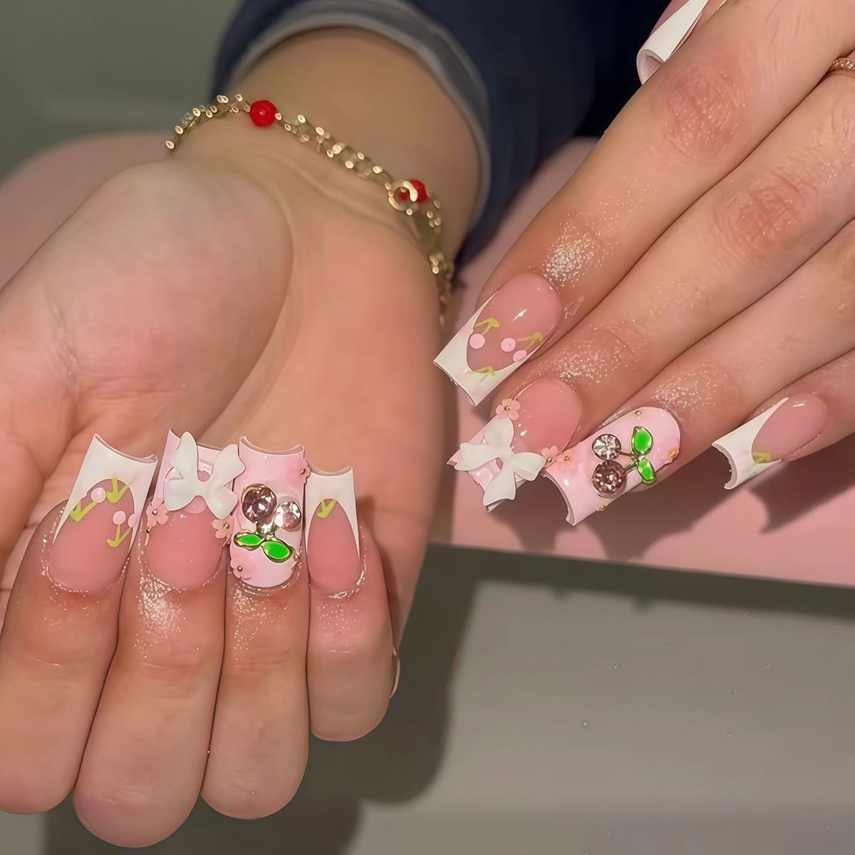 Artistic 3D Floral Nail Art Set Acalora