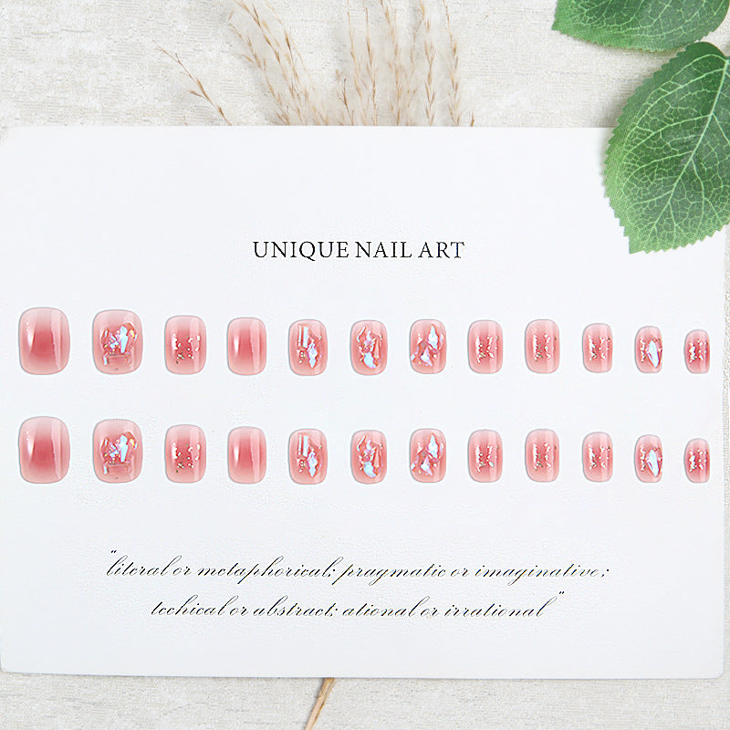 Nail set with sparkling 3D applications and romantic elements Acalora