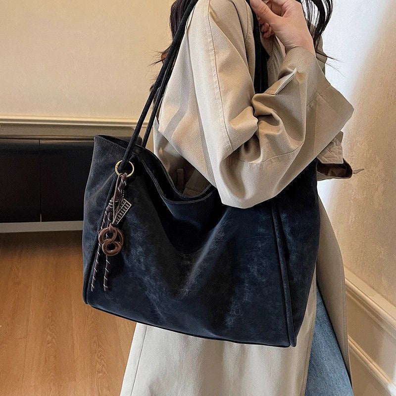 Versatile Textured Shoulder Tote Acalora