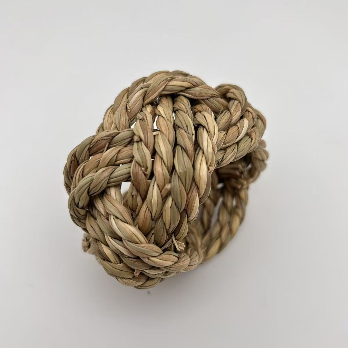 Handcrafted natural fiber storage basket Acalora