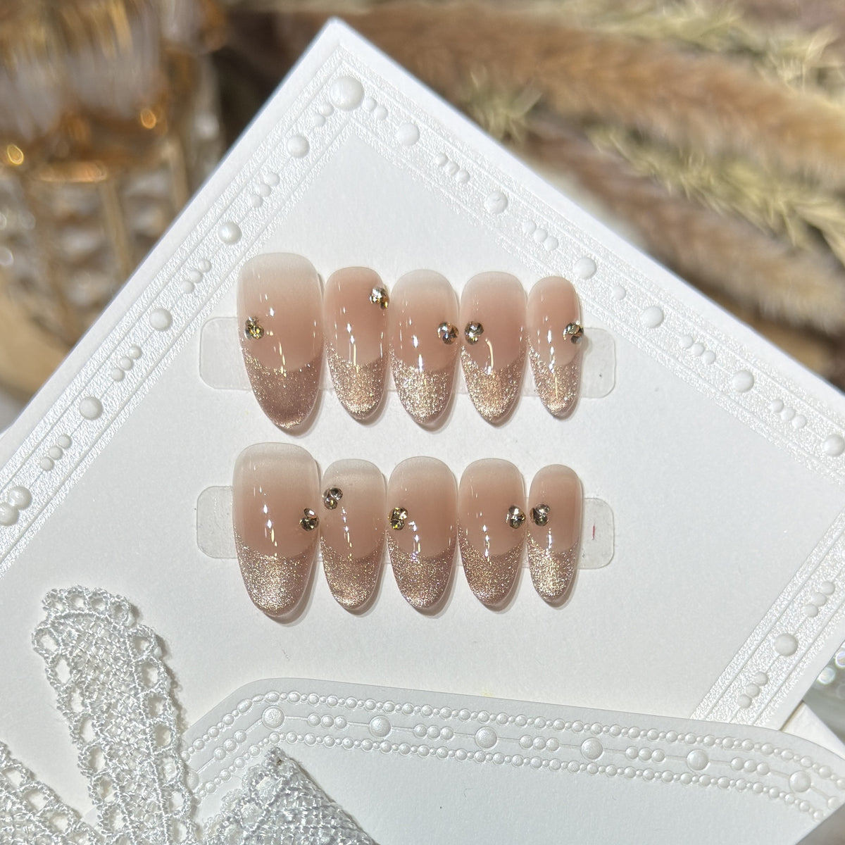 Elegant Glitter-Accent Press-On Nail Set Acalora