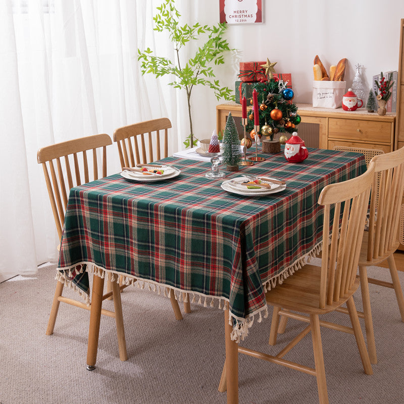 Seasonal Plaid Tablecloth