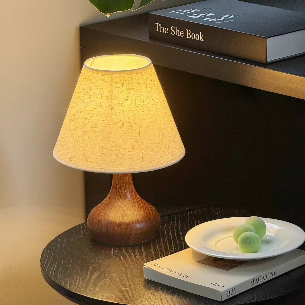 Classic Table Lamp with Textured Shade