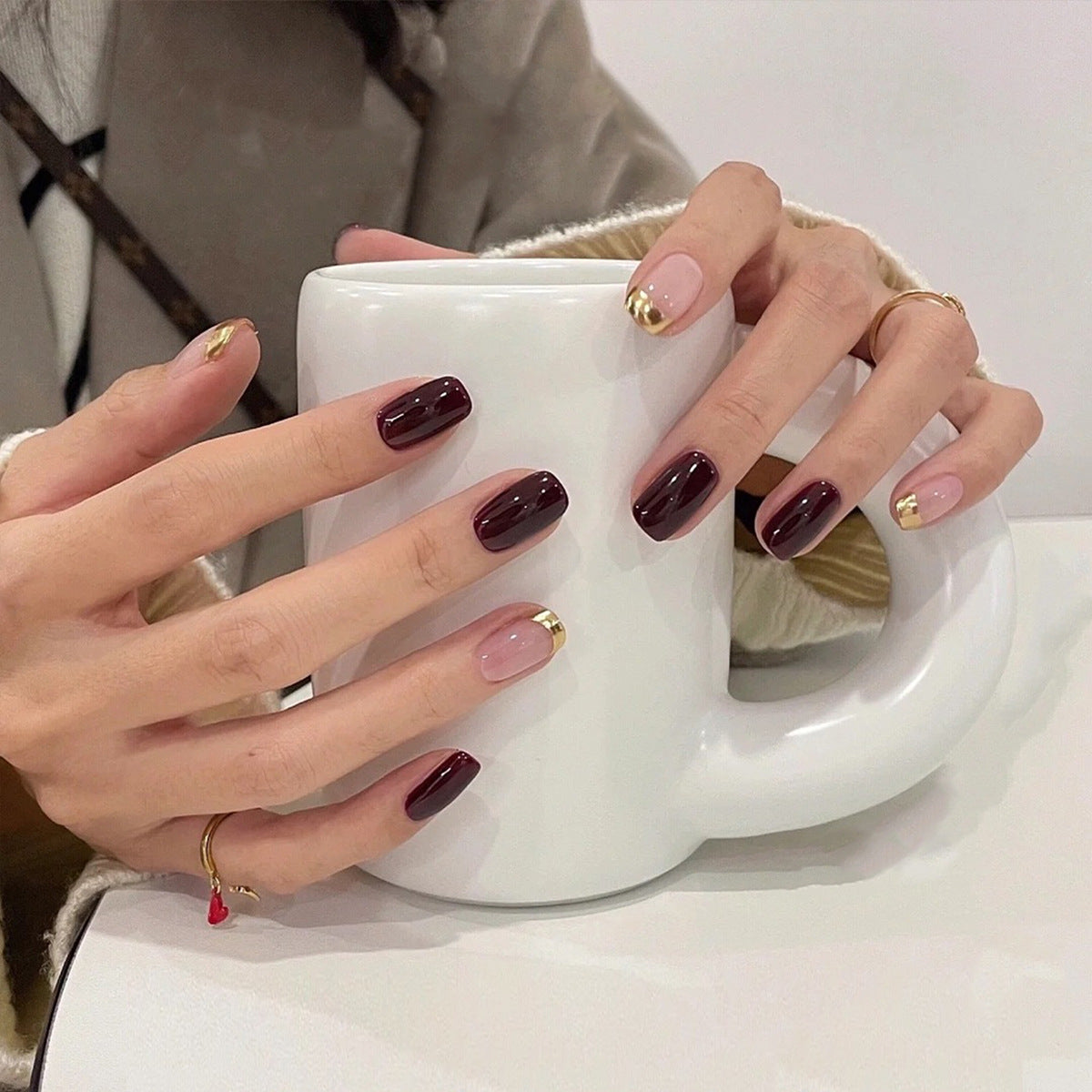 Elegant Press-On Nail Kit with Gold Tip Accents Acalora