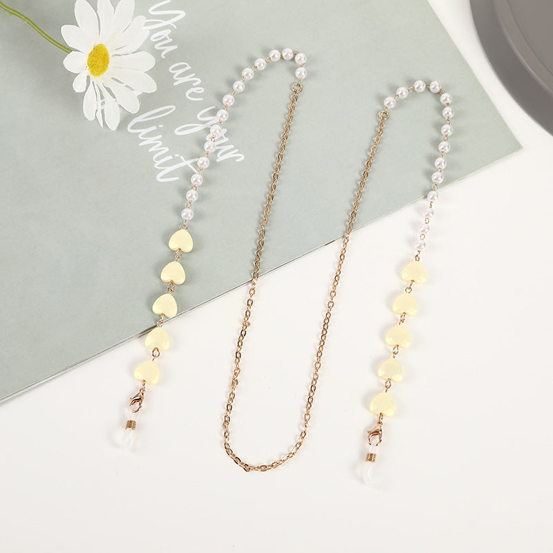 Heart Charm Eyewear Chain Acalora