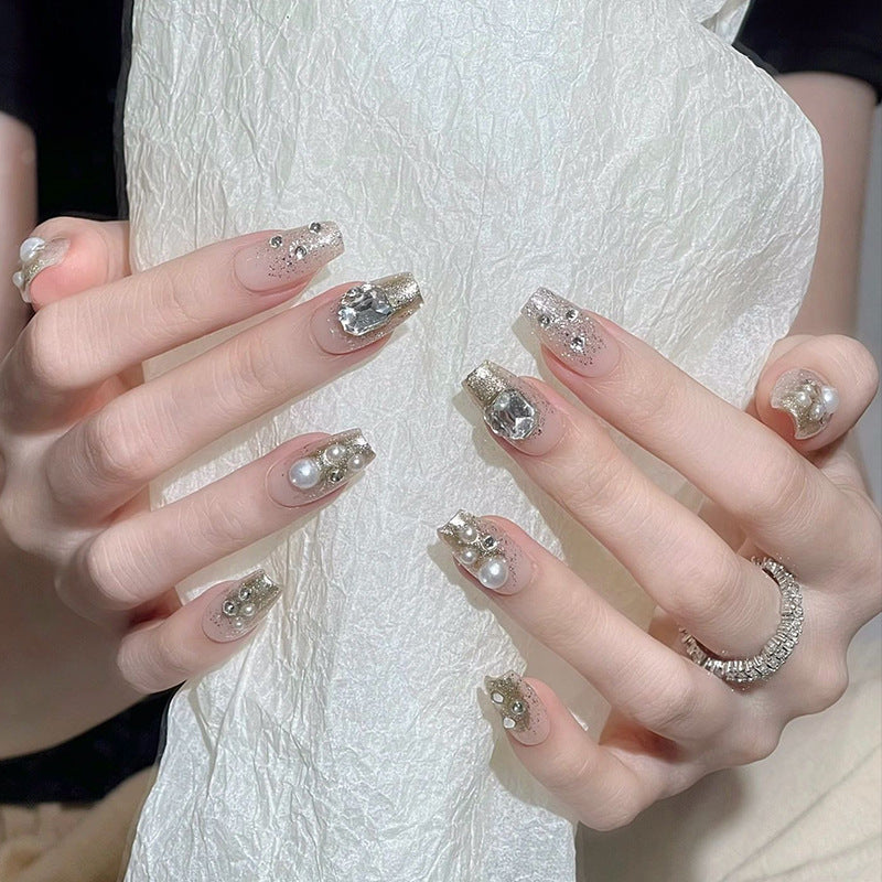 Artificial nail set with elegant pearl and glitter design Acalora