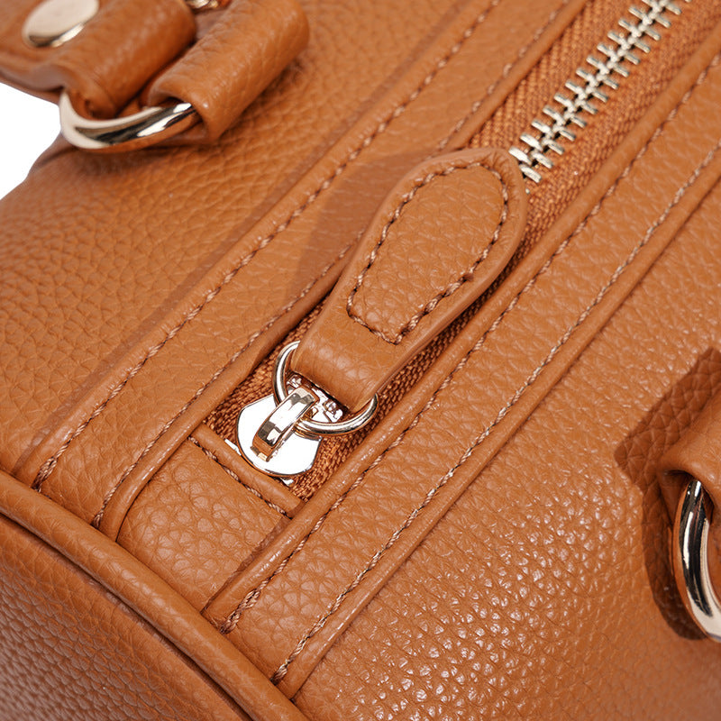 Fashionable Leather Handbag Acalora