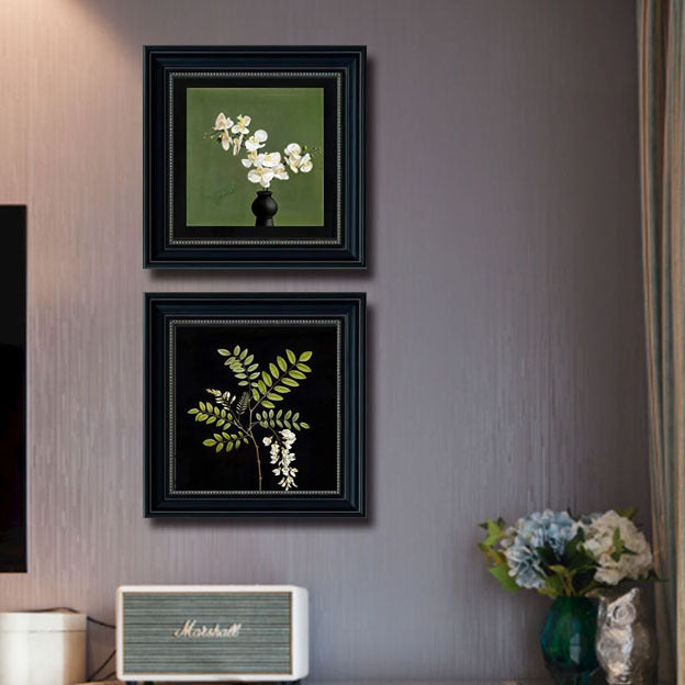 Elegant Framed Botanical Wall Decoration