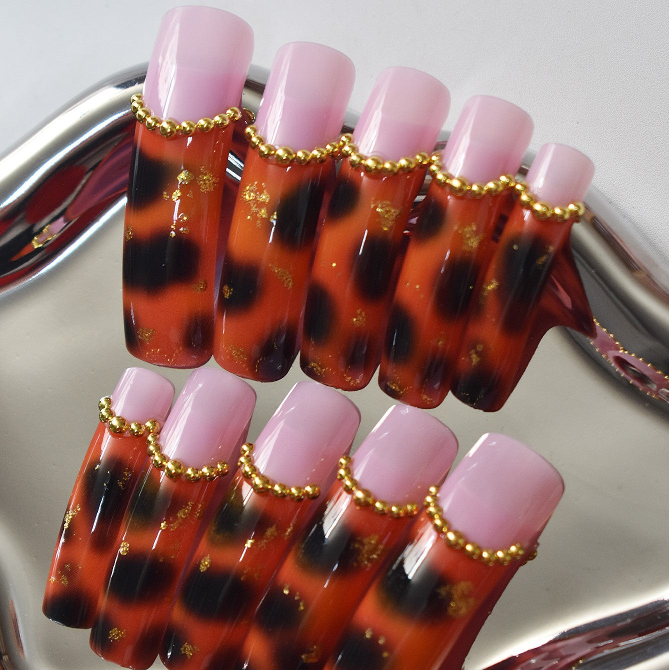Decorative Press-On Nails Acalora