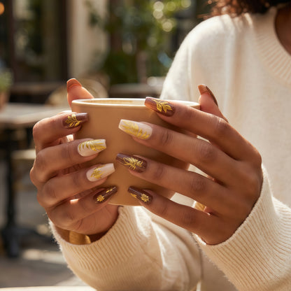 Artificial nails with floral gold design Acalora