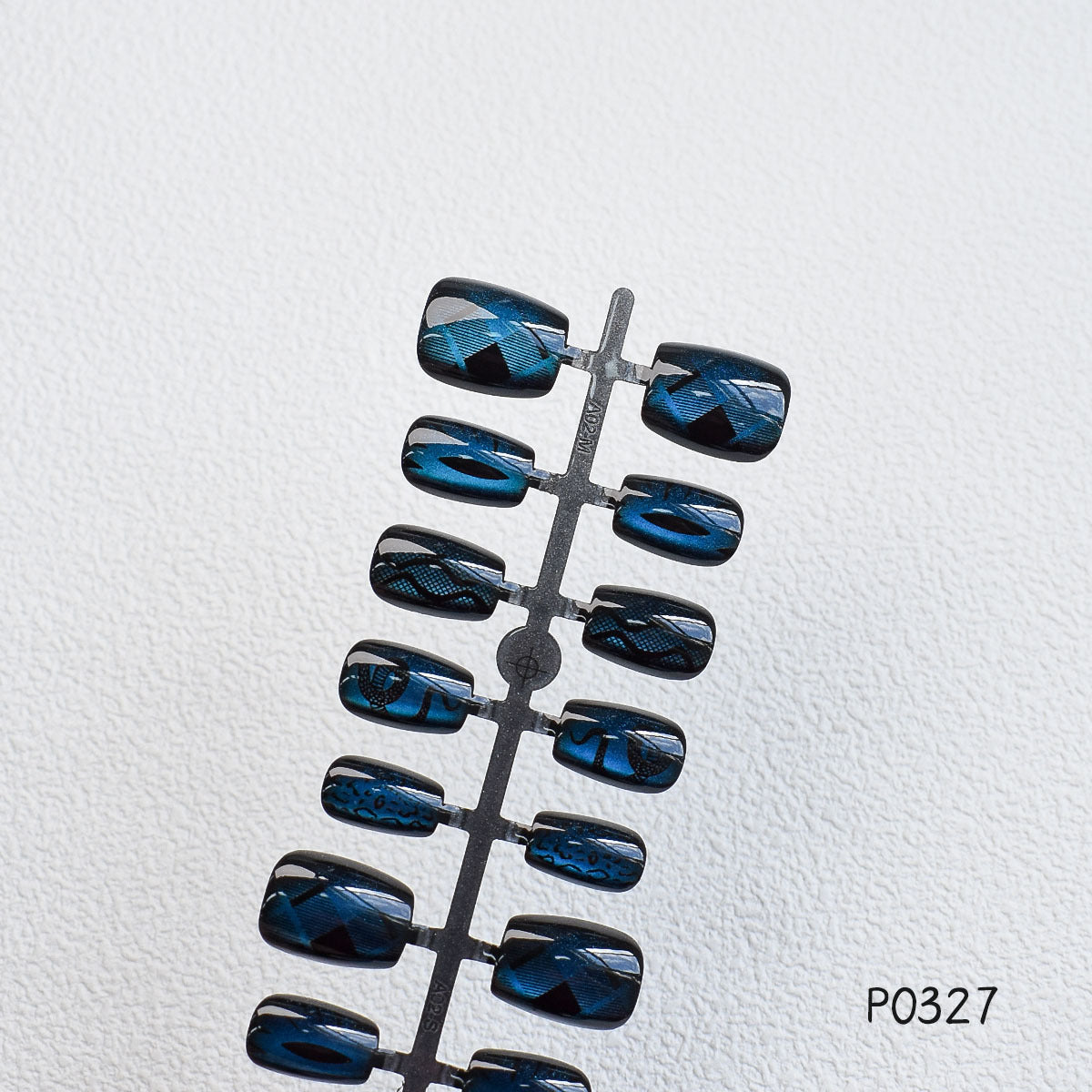 Artistic Press-On Nail Tips Acalora