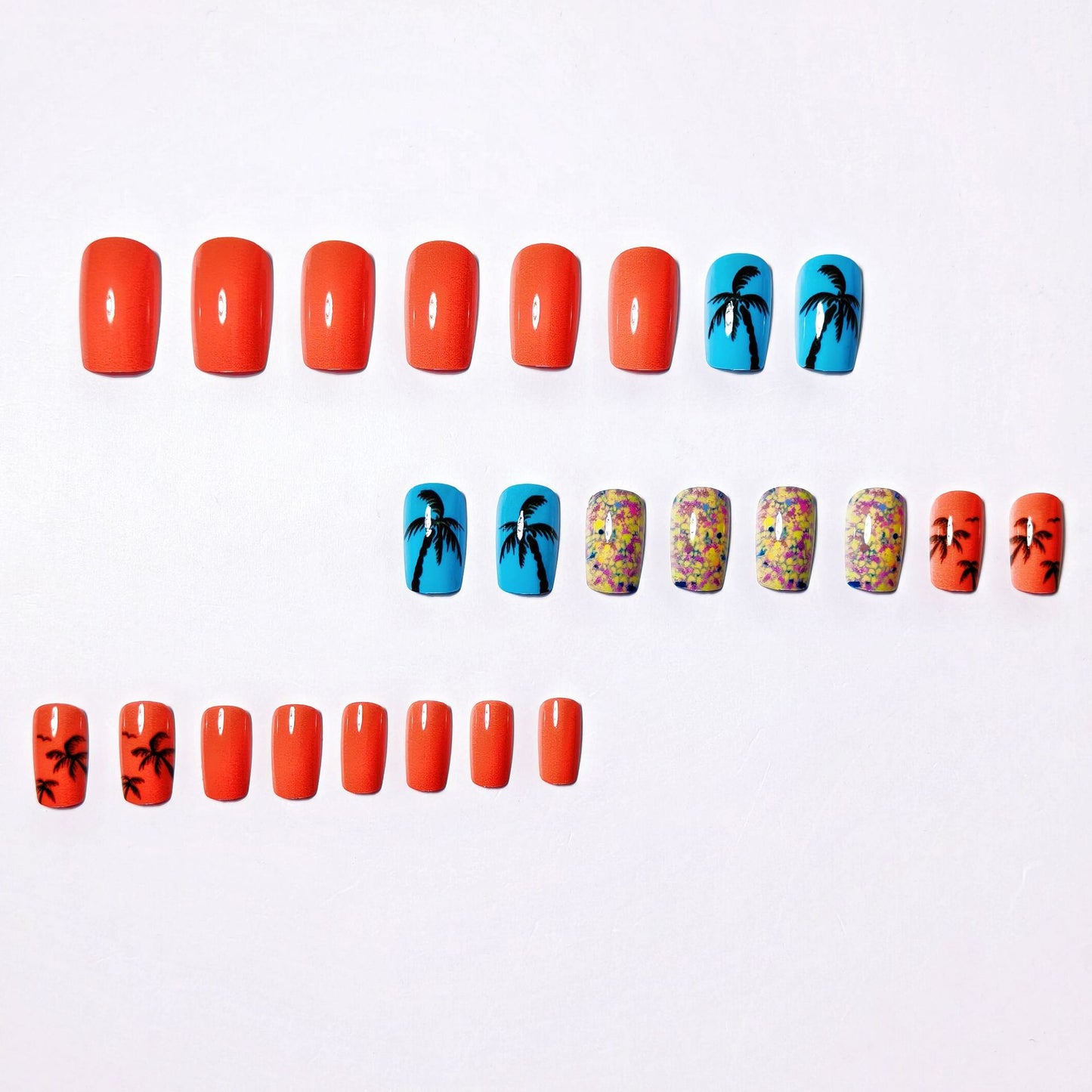 Tropical Palm Tree-Inspired Nail Art Acalora
