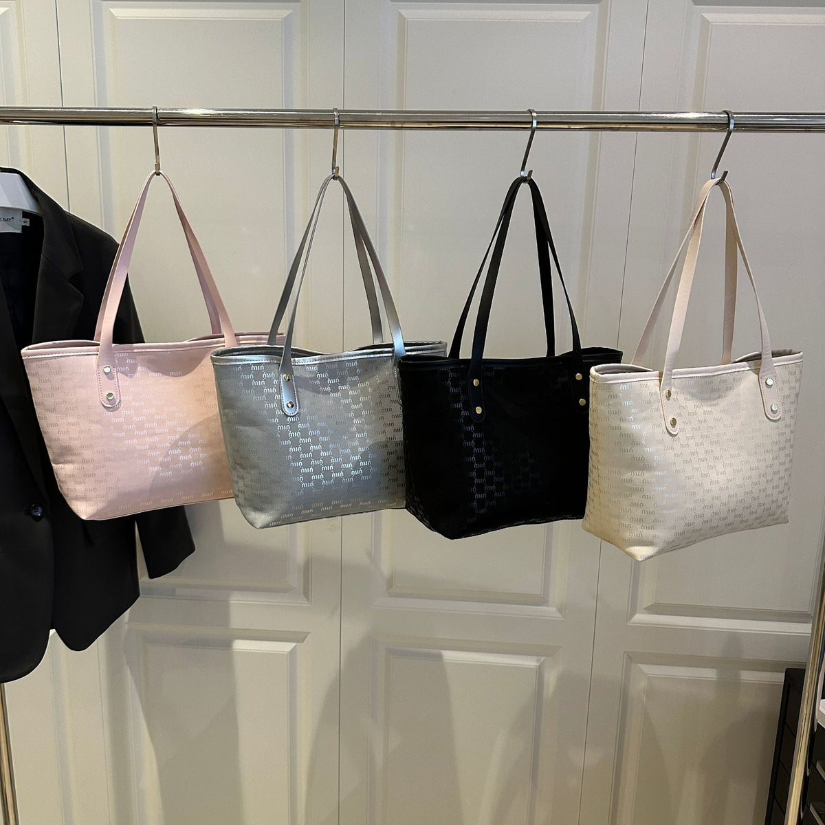 Classic Textured Tote Bag Acalora
