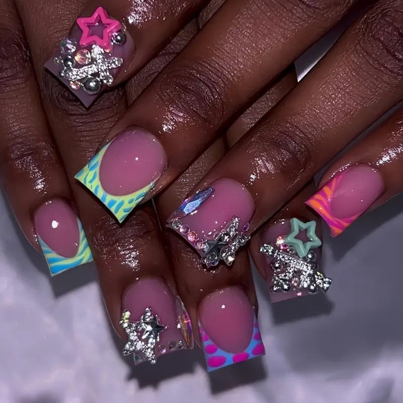 Decorative Press-On Nails Acalora