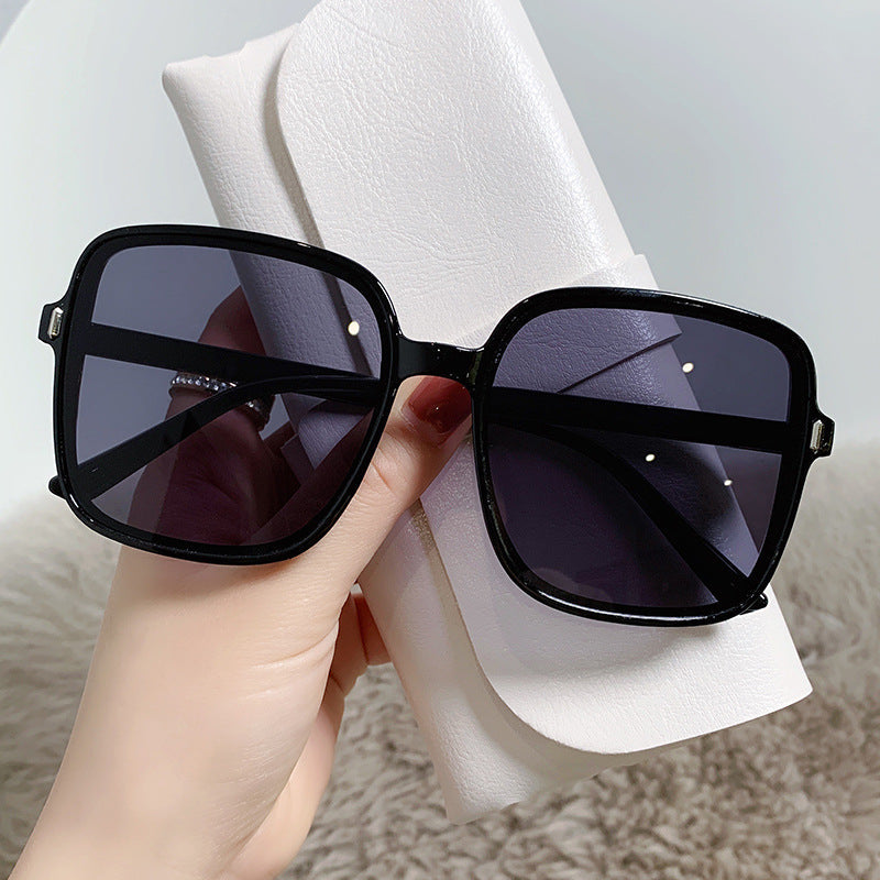 Women's Oversized Sunglasses with UV Protection and Elegant Design Bowlift