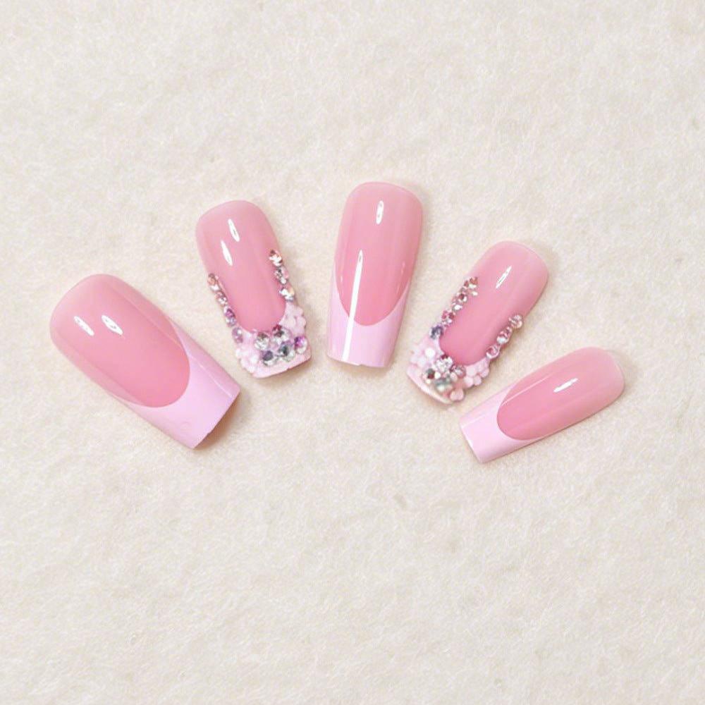Elegant Floral Accent Press-On Nail Art Set Acalora