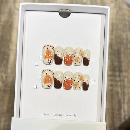 Artistic Press-On Nail Set with Unique Graphic Patterns Acalora