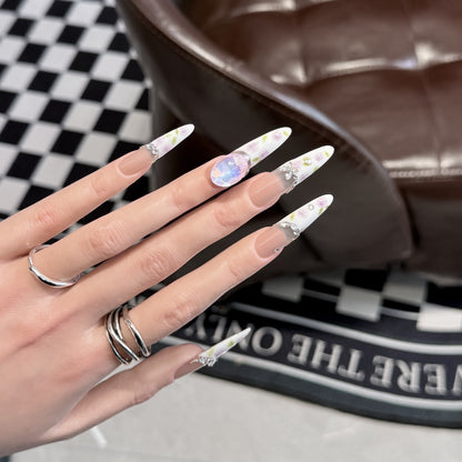 Decorative Floral Stiletto Press-On Nail Set Acalora