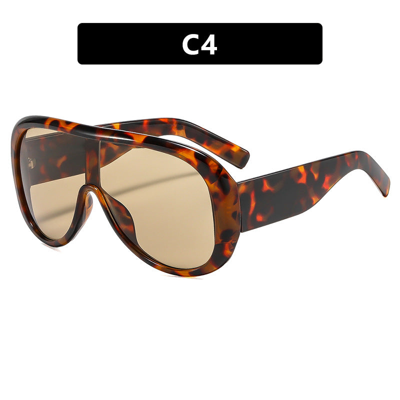 Women's oversized sports sunglasses in retro-inspired design Kalsten