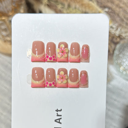 Floral Design Press-On Nail Set Acalora