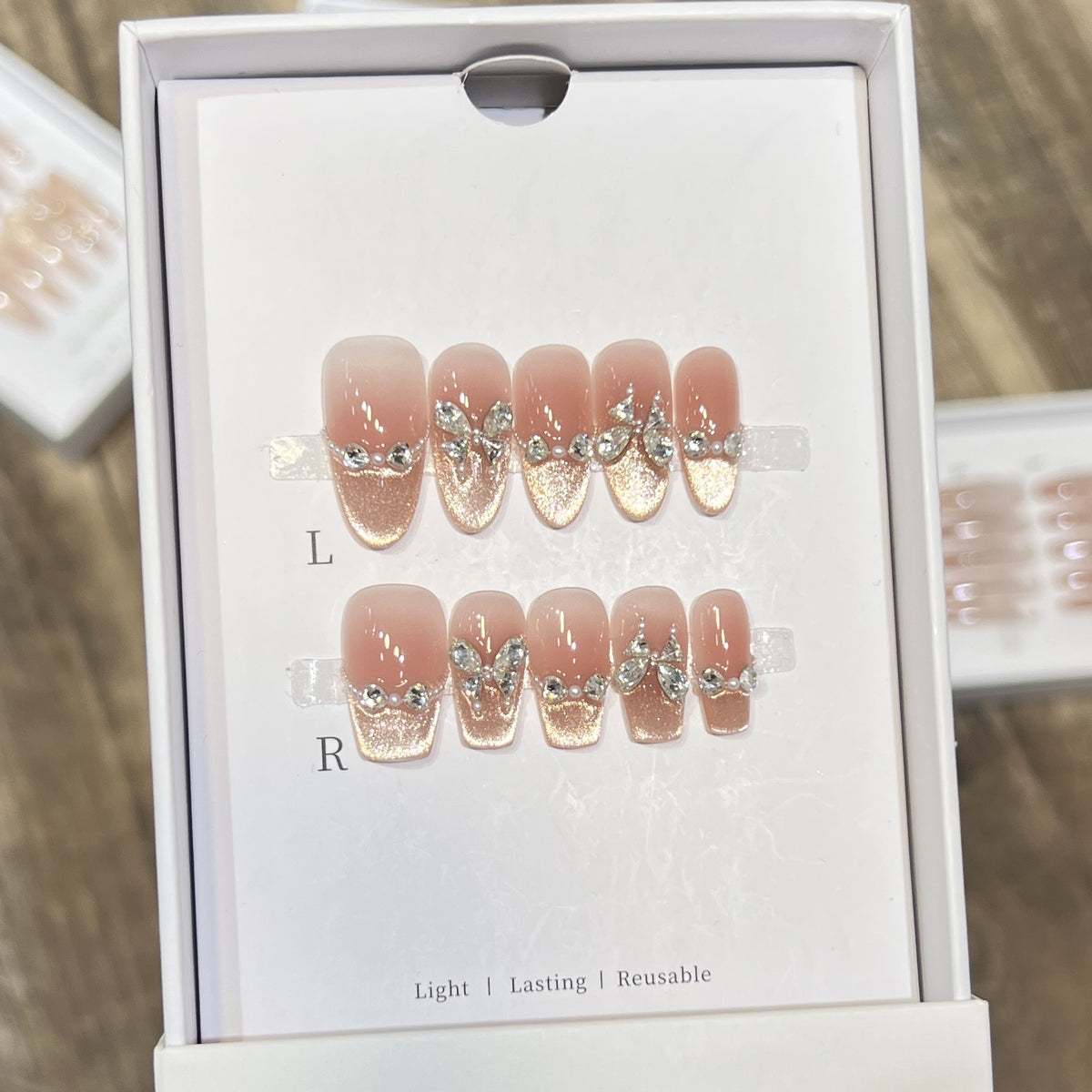 Glamorous Rhinestone-Embellished Press-On Nail Set Acalora