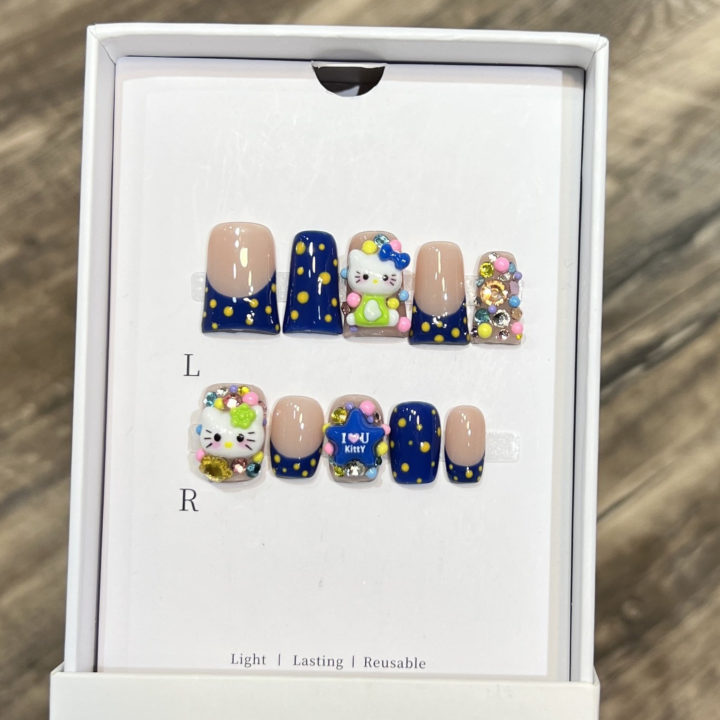 Playful Cartoon-Themed Press-On Nail Set Acalora