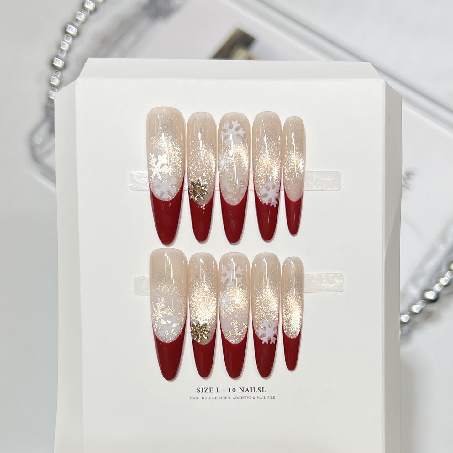 Premium Press-On Nail Art Set with Elegant Heart & Leaf Design Acalora