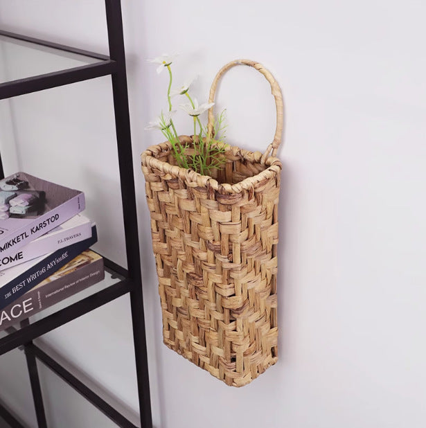 Handwoven flower basket Acalora