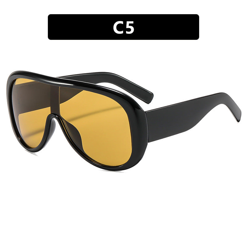 Women's oversized sports sunglasses in retro-inspired design Kalsten